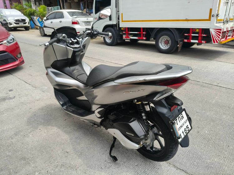 🛵ยังไงก็ขาย PCX 150 ปี 61 เครื่องดี สีสวย สตาร์ทมือ กุญแจรีโมท เล่มชุดโอนครบ+เปลี่ยนถ่ายน้ำมันเครื่องฟรี ส่งฟรี30 ก.ม รูปที่ 7