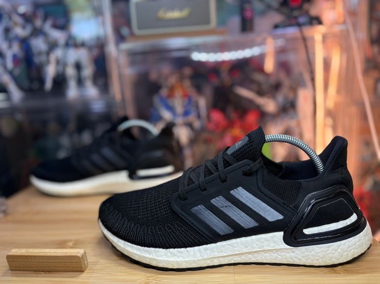 Adidas Ultraboost 20