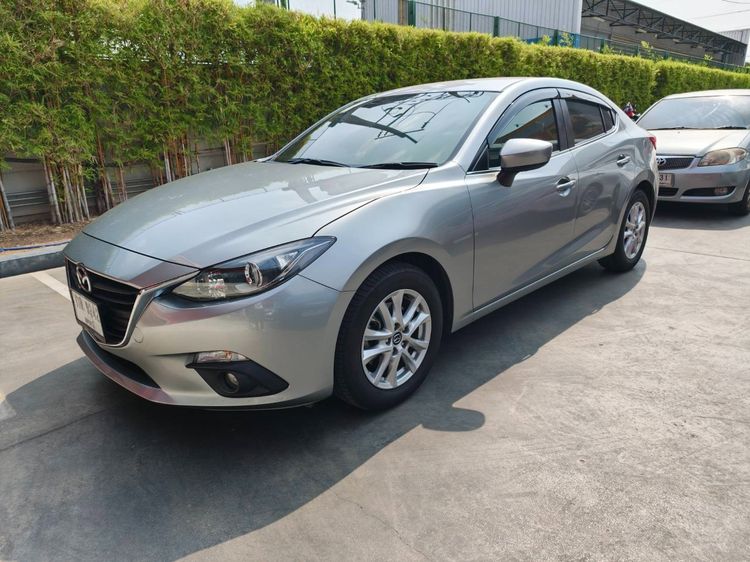 รถ Mazda Mazda3 2.0 S สี เทา