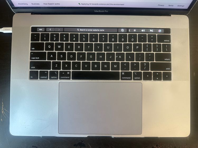 MacBook Pro 15” 2018 i7 2.6GHz 16GB RAM 512GB SSD Excellent Condition รูปที่ 2