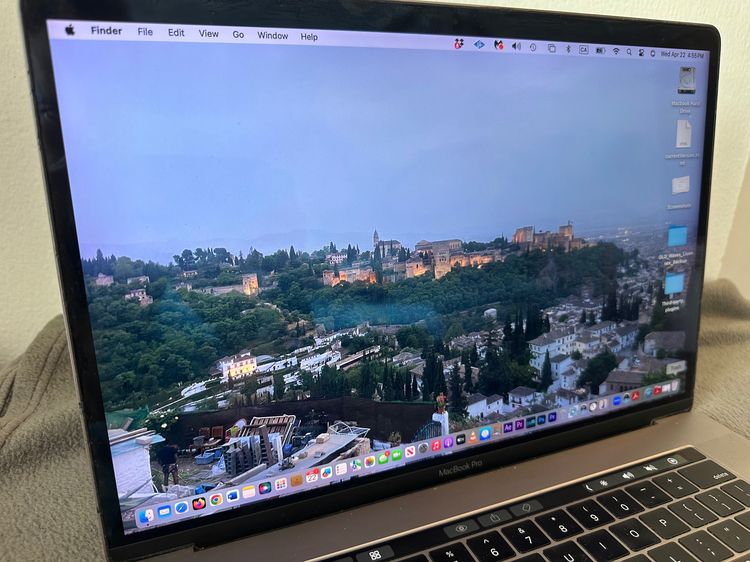 MacBook Pro 15” 2018 i7 2.6GHz 16GB RAM 512GB SSD Excellent Condition รูปที่ 10