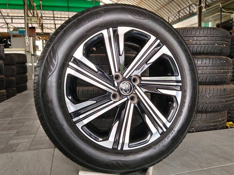 แม็กโตโยต้า ขอบ16 พร้อมยางดันลอป 195 60 16 ปี23 แม็กสีเดิมใส่ yaris vios