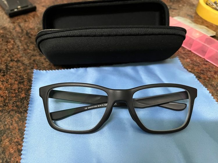 แว่นตา Oakley รูปที่ 9