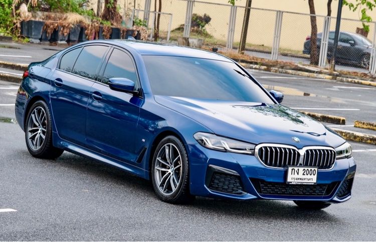 BMW Series 5 2022 520d Sedan ดีเซล ไม่ติดแก๊ส เกียร์อัตโนมัติ น้ำเงิน รูปที่ 3