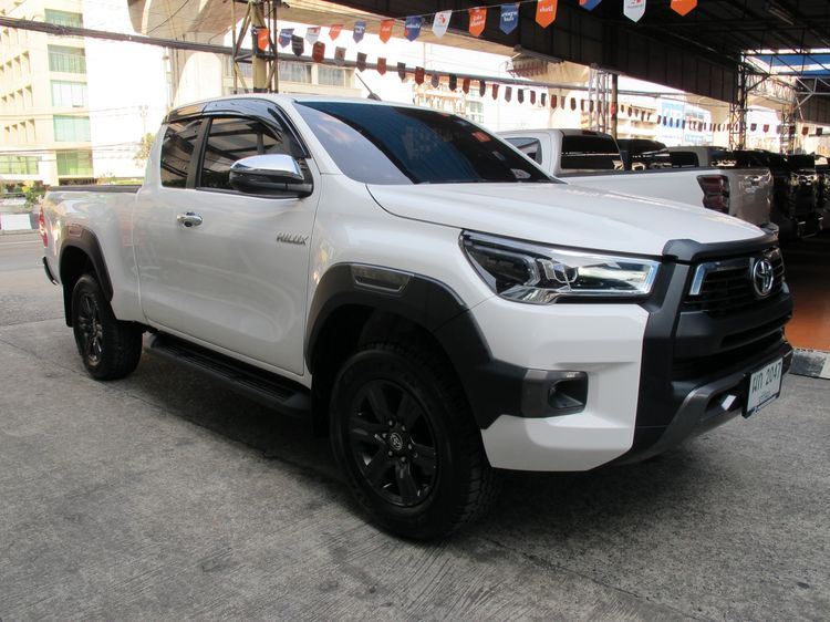Toyota Hilux Revo 2025 Smart Cab 2.4 Entry Prerunner Pickup ดีเซล ไม่ติดแก๊ส เกียร์ธรรมดา ขาว รูปที่ 2