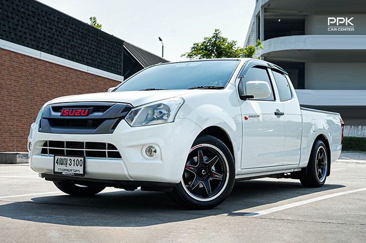 รถ Isuzu D-MAX 1.9 S สี ขาว