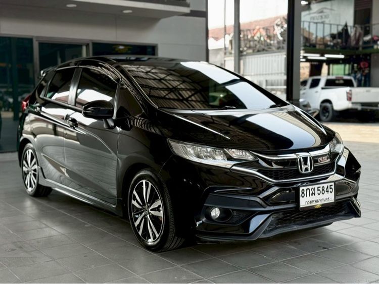 Honda Jazz 2018 1.5 RS+ Sedan เบนซิน ไม่ติดแก๊ส เกียร์อัตโนมัติ ดำ รูปที่ 2