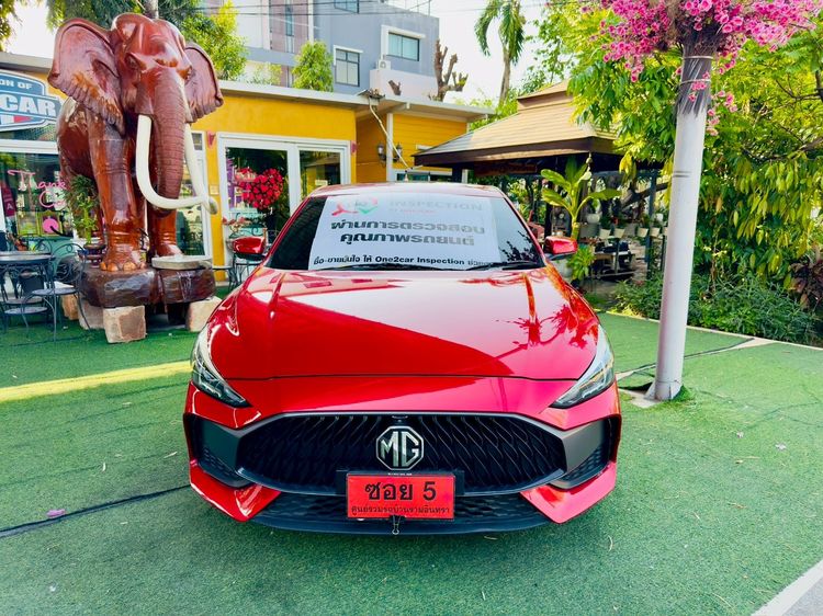 รถ MG MG5 1.5 X สี แดง