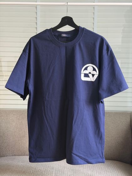 เสื้อยืดดอกไม้โมโนแกรมLV