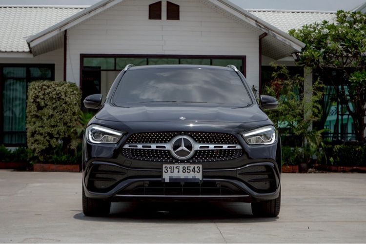 รถ Mercedes-Benz GLA-Class GLA200 สี ดำ