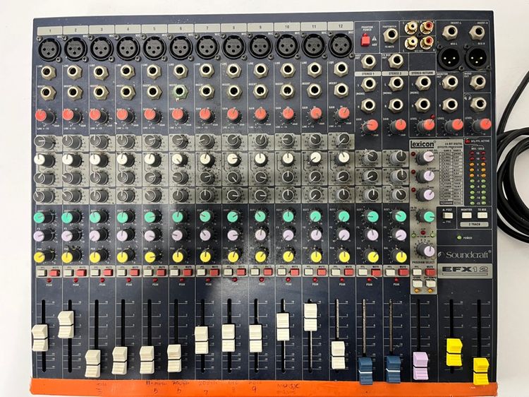 มิคเซอร์ Soundcraft EFX12 รูปที่ 4