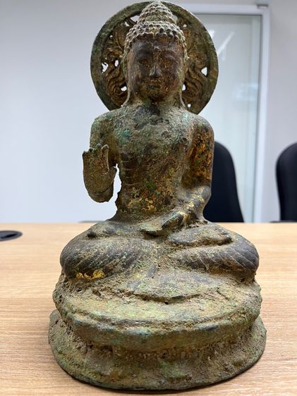 พระพุทธรูปโลหะโบราณ สไตล์คันธาระ (Gandhara) งานสะสม หายาก ขนาด 10 นิ้ว