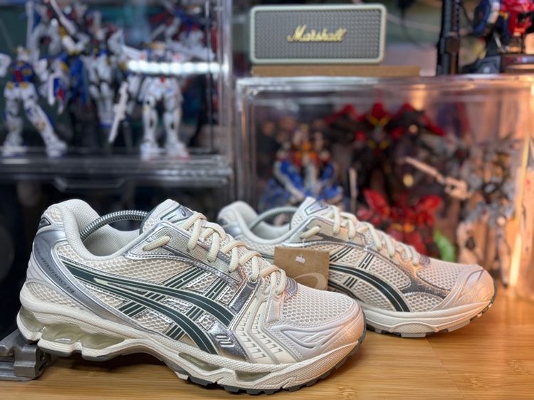 Asics Gel Kayano 14 รูปที่ 2