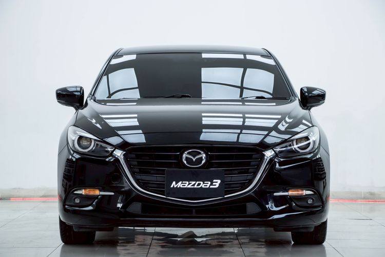 Mazda Mazda3 2017 2.0 S Sedan เบนซิน ไม่ติดแก๊ส เกียร์อัตโนมัติ ดำ รูปที่ 4