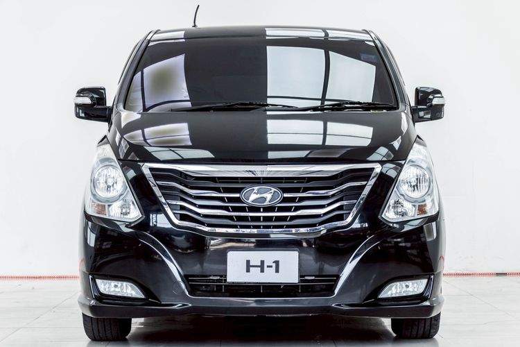 Hyundai H-1  2018 2.5 Elite Van ดีเซล ไม่ติดแก๊ส เกียร์อัตโนมัติ ดำ รูปที่ 4