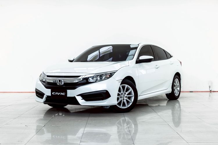 รถ Honda Civic 1.8 E i-VTEC สี ขาว