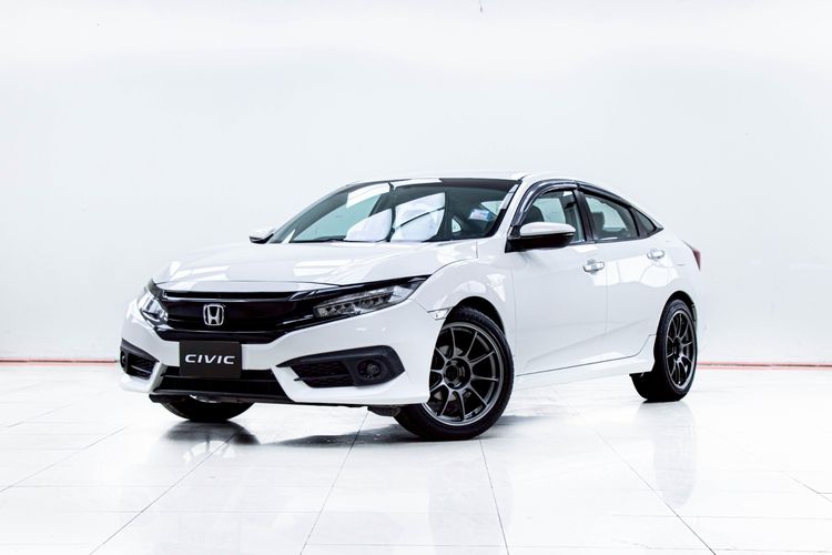 Honda Civic 2016 1.8 EL i-VTEC Sedan เบนซิน ไม่ติดแก๊ส เกียร์อัตโนมัติ ขาว