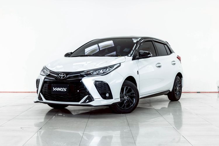 Toyota Yaris 2023 1.2 Premium Sedan เบนซิน ไม่ติดแก๊ส เกียร์อัตโนมัติ ขาว
