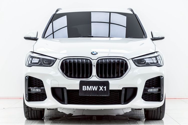 BMW X1 2022 2.0 sDrive20d M Sport Utility-car ดีเซล ไม่ติดแก๊ส เกียร์อัตโนมัติ ขาว รูปที่ 4