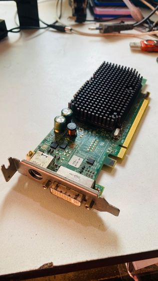 อุปกรณ์เกมส์ การ์ดจอ AMD Radeon128 ใช้งานได้ปกติ