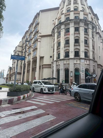  condo President Park Condominium