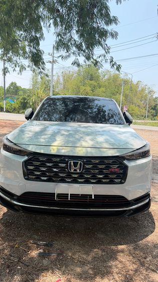 รถ Honda HR-V 1.5 e:HEV RS สี ขาว