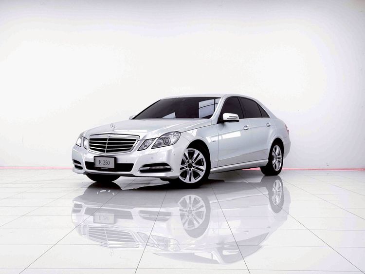 รถ Mercedes-Benz E-Class E250 สี เทา