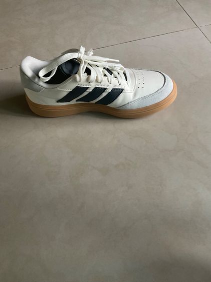 รองเท้า Adidas  รูปที่ 5