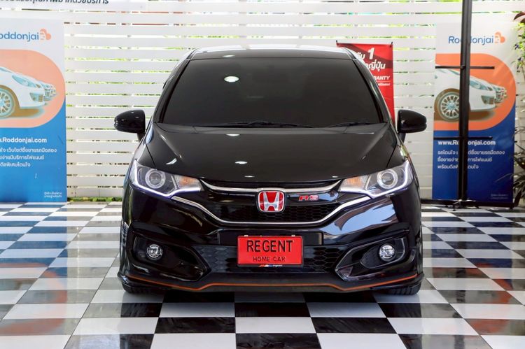 Honda Jazz 2018 1.5 S Sedan เบนซิน ไม่ติดแก๊ส เกียร์ธรรมดา ดำ รูปที่ 2