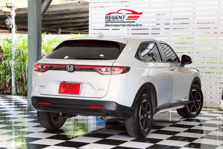 Honda HR-V 2024 1.5 e:HEV E Utility-car ไฮบริด ไม่ติดแก๊ส เกียร์อัตโนมัติ ขาว รูปที่ 4