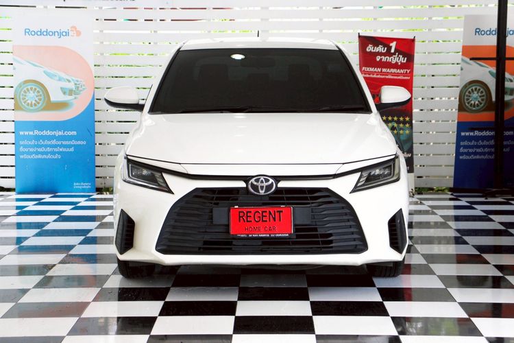 Toyota Yaris ATIV 2022 1.2 Sport Sedan เบนซิน ไม่ติดแก๊ส เกียร์อัตโนมัติ ขาว รูปที่ 2