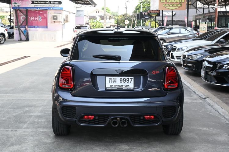 Mini JOHN COOPER WORK 2021 2.0 John Cooper Works GP Sedan เบนซิน ไม่ติดแก๊ส เกียร์อัตโนมัติ เทา รูปที่ 3