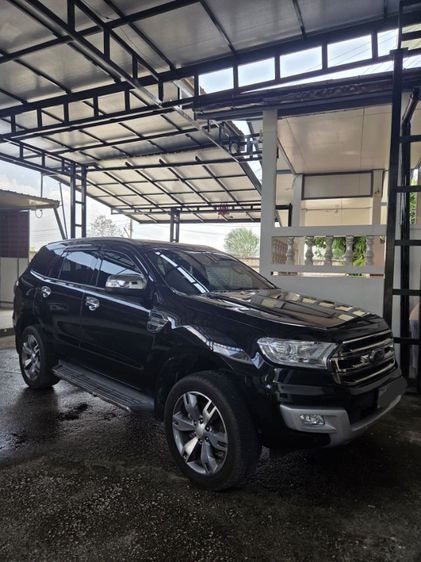 Ford Everest 2016 2.2 Titanium Utility-car ดีเซล เกียร์อัตโนมัติ ดำ รูปที่ 2