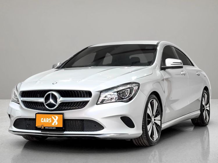 Mercedes-Benz CLA-Class 2017 CLA200 Sedan เบนซิน ไม่ติดแก๊ส เกียร์อัตโนมัติ บรอนซ์เงิน