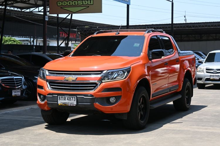 รถ Chevrolet Colorado 2.5 High Country สี ส้ม