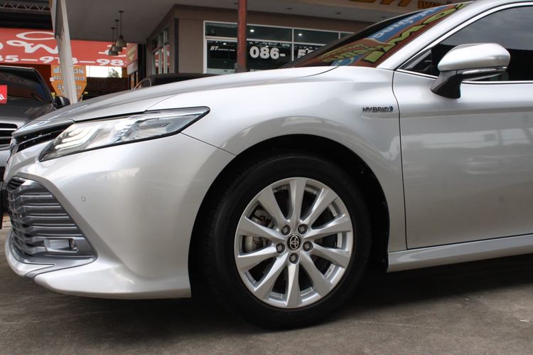 Toyota Camry 2020 2.5 Hybrid Sedan ไฮบริด ไม่ติดแก๊ส เกียร์อัตโนมัติ บรอนซ์เงิน รูปที่ 4