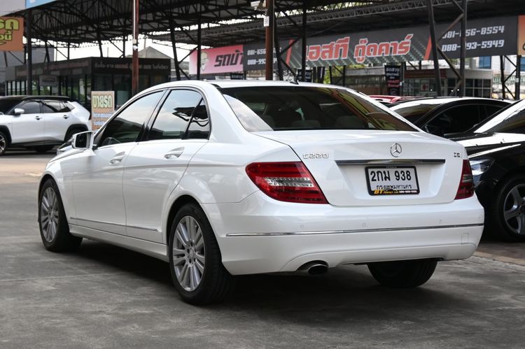 Mercedes-Benz C-Class 2013 C220 CDI Sedan ดีเซล ไม่ติดแก๊ส เกียร์อัตโนมัติ ขาว รูปที่ 3