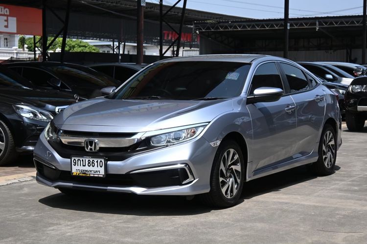 รถ Honda Civic 1.8 E i-VTEC สี บรอนซ์เงิน
