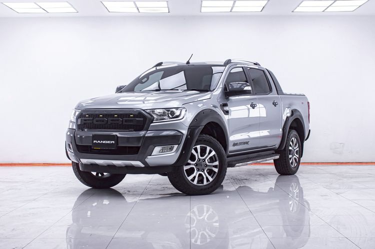 รถ Ford Ranger 2.2 Hi-Rider Wildtrak สี เทา