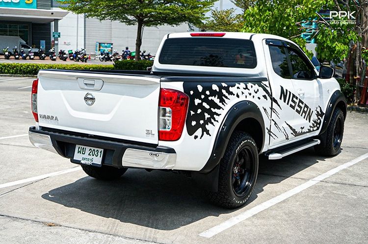 Nissan Navara 2021 2.5 SL Pickup ดีเซล ไม่ติดแก๊ส เกียร์ธรรมดา ขาว รูปที่ 4