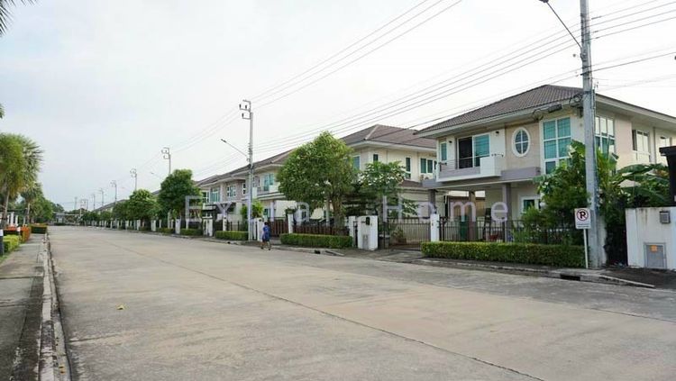 Supalai ตกแต่งครบ ขายบ้านเดี่ยว ศุภาลัยเพชรเกษม 58ตรว. ต่ำกว่าประเมิน ทำเลดี วิวสวน