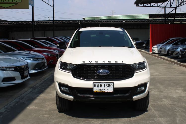 Ford Everest 2022 2.0 Titanium Sport Utility-car ดีเซล ไม่ติดแก๊ส เกียร์อัตโนมัติ ขาว รูปที่ 2