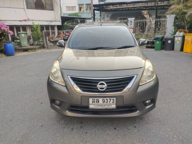 รถ Nissan Almera 1.2 VL สี น้ำตาล