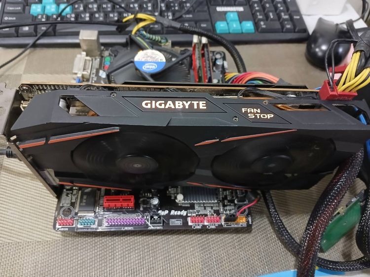 ขาย การ์ดจอ Gigabyte RX580 8G DDR5 256Bits ใช้ไฟเลี้ยง8พิน ใช้งานปกติ   รูปที่ 4