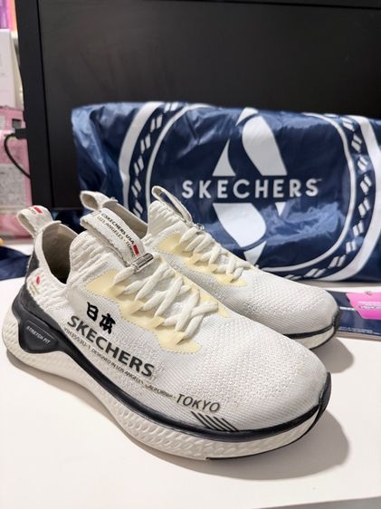 ผู้หญิง ขาว รองเท้าออกกำลังกาย Skechers Tokyo edition 23.5cm