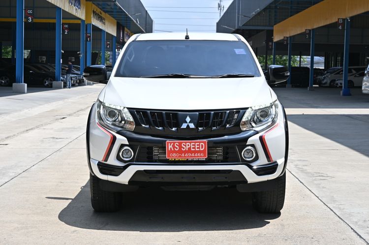 รถ Mitsubishi Triton 2.4 ATHLETE สี ขาว
