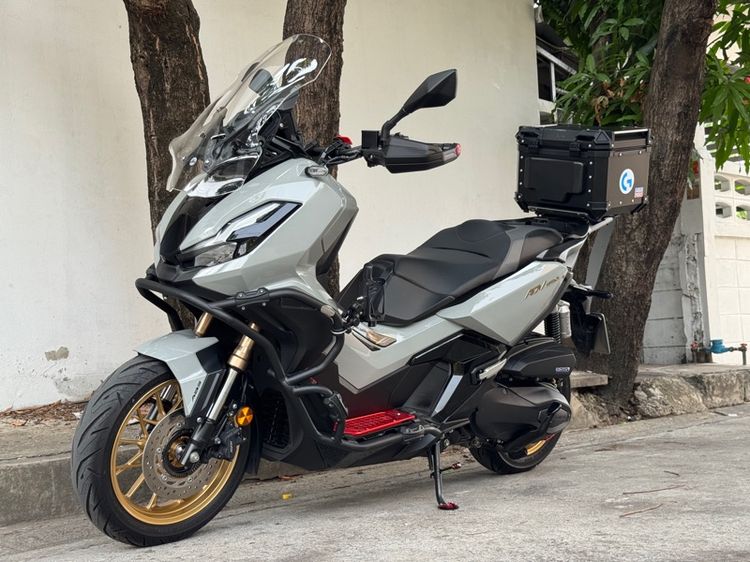 Honda New ADV 350 ล้อทอง โลโก้ทอง ตัวท็อป RS ปี 2024