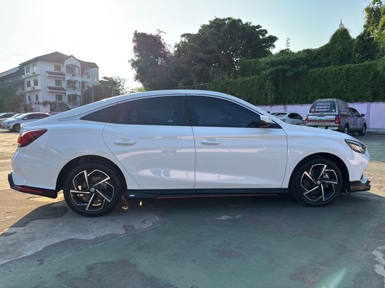 MG MG5 2022 1.5 D Sedan เบนซิน เกียร์อัตโนมัติ ขาว รูปที่ 4