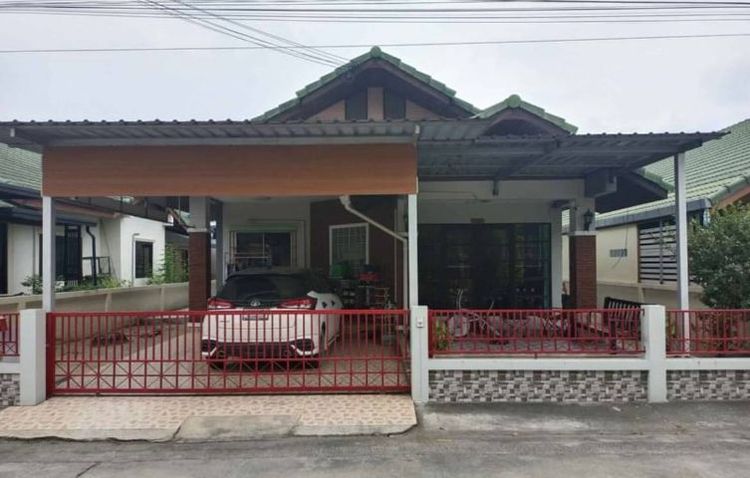 ขายบ้านเดี่ยว 54 ตรว มีผู้เช่าเหมาะสำหรับนักลงทุน