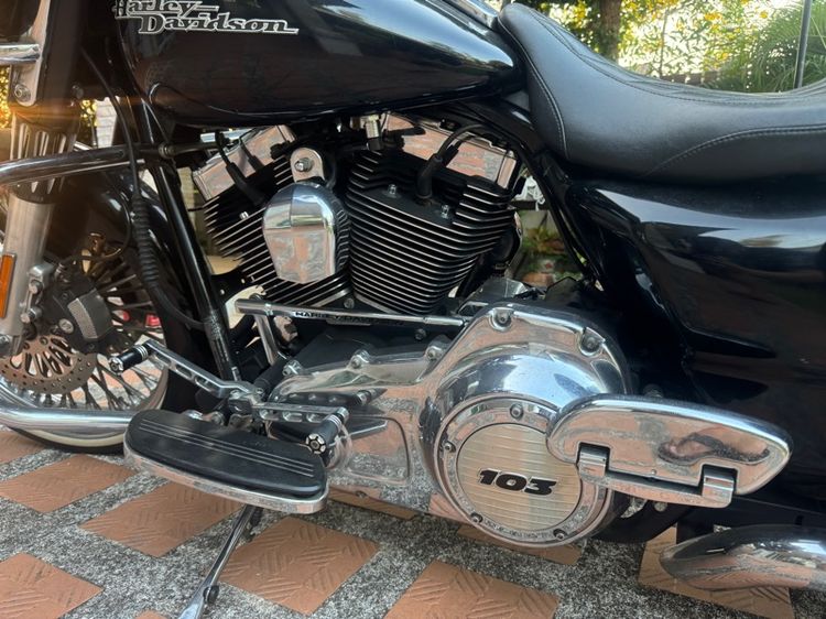 ฮาเล่ เดวิดสัน Harley-Davidson รูปที่ 4
